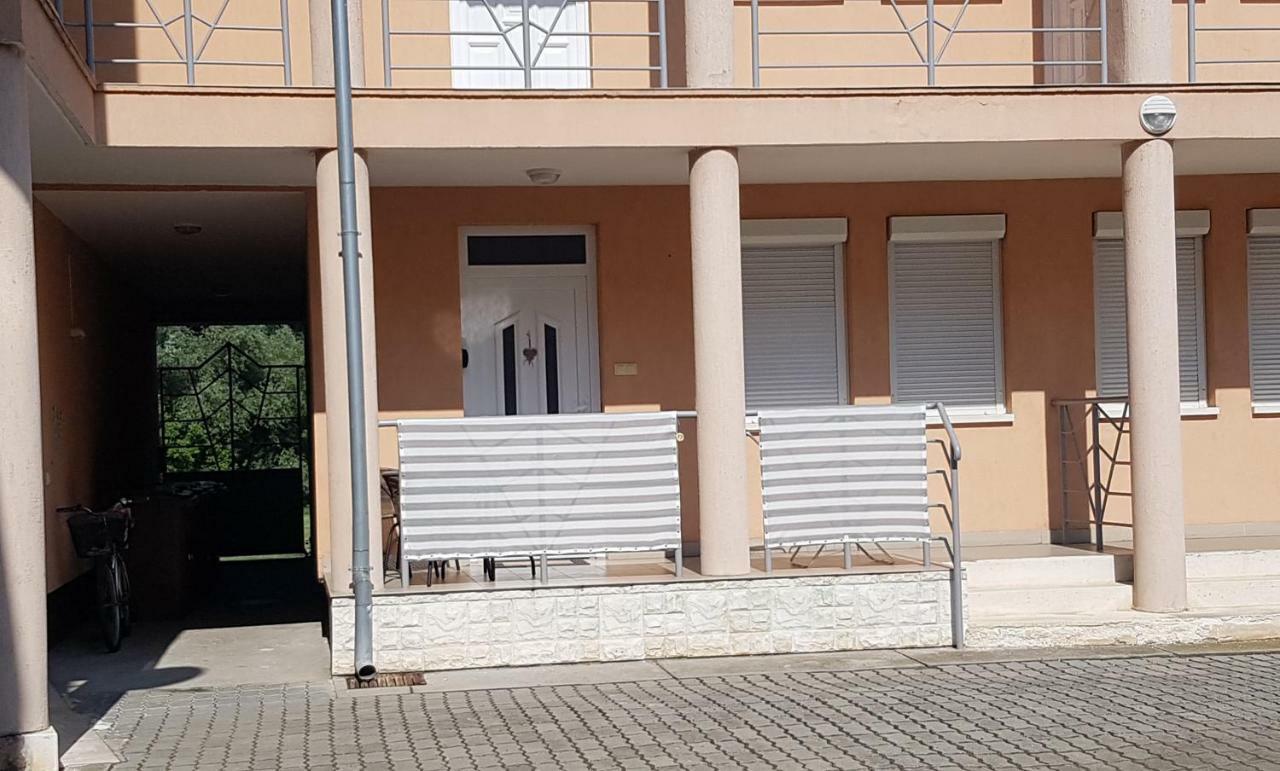 Harkány Csodaviz Apartman מראה חיצוני תמונה